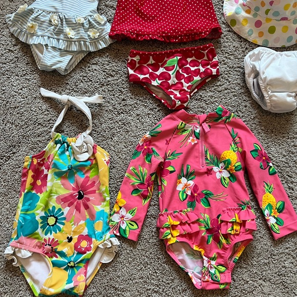 Girl 12 Months Swimsuit Summer Bundle - 8 pieces - Picture 3 of 5